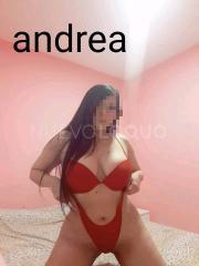 Chica latina caliente