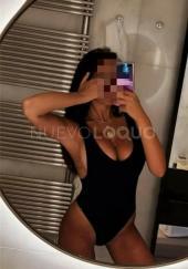 Karina  masajista horas
