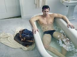  CIERRA LOS OJOS Y SUMERGETE EN UNA BAÑERA GRANDE