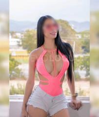 Claudia cuerpo espectacular,  muy suavecito 