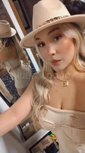 SEXY Y TRAVIESA LATINA EN VIA JULIA