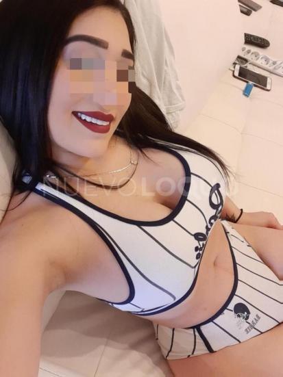  Lola la na ,  cuerpo de reina % natural