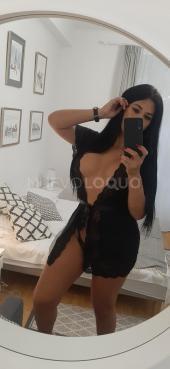 GUAPÍSIMA TRANS   Y RA 