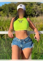 TRAVIESA VENEZOLANA DE  AÑITOS CON UN LINDO CUERPO