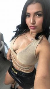 hermosa jovencita una bomba latina