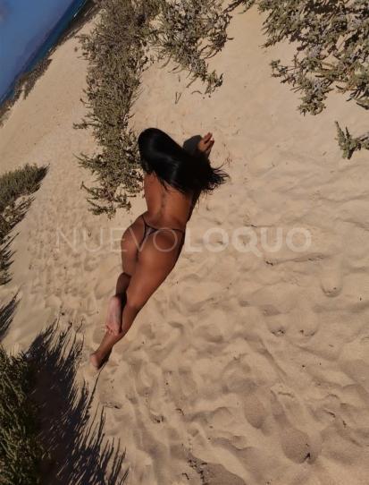  Hermosa mulata súper caliente