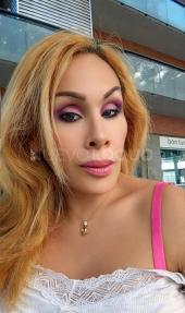 COLOMBIANA POR TUS MOMENTOS UNICOS