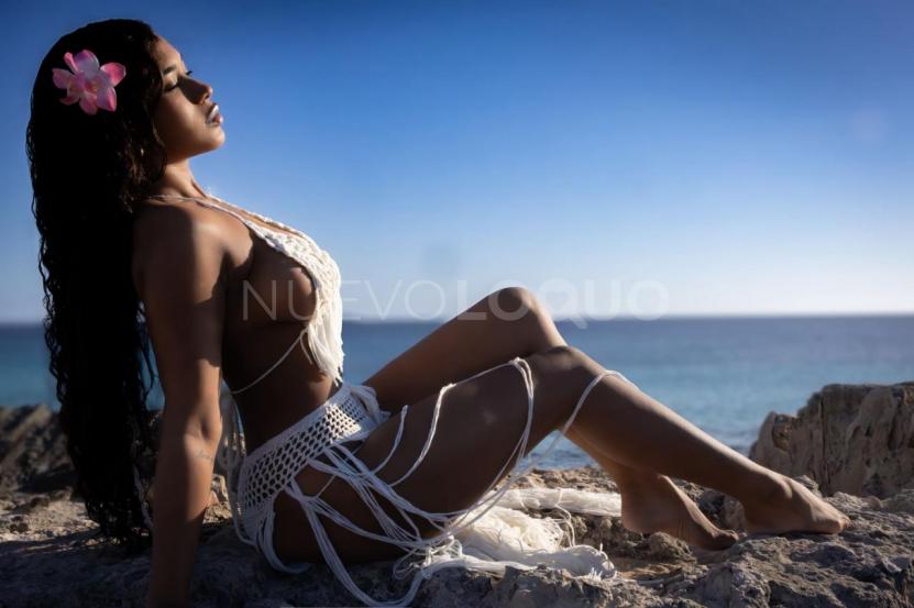  LATINA CON MUCHA SENSUALIDAD UNICA