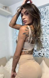 Elegante y feminina