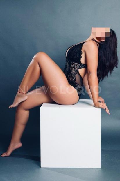  mis amores somos un par de amigas masajistas que te encantarán