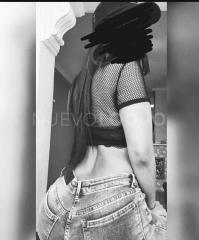 Abril  años, golosa, dulce, simpática, discreta, Insaciable, fantasiosa y con ganas de ti