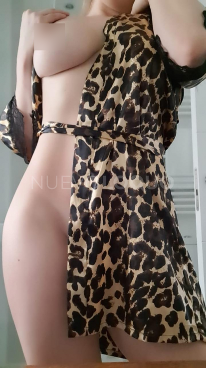  Linda masajista de cuerpo % natural cuerpo firme y suave como la seda