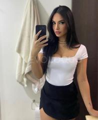 celeste cariñosa, y apasionada busco amistades entra en mi perfil te encantara !