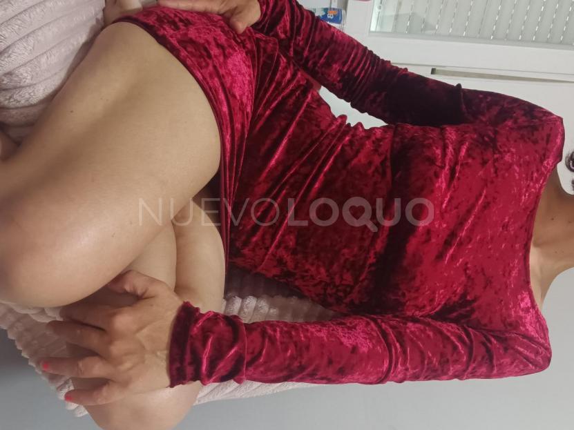  Española Lucia pelirroja