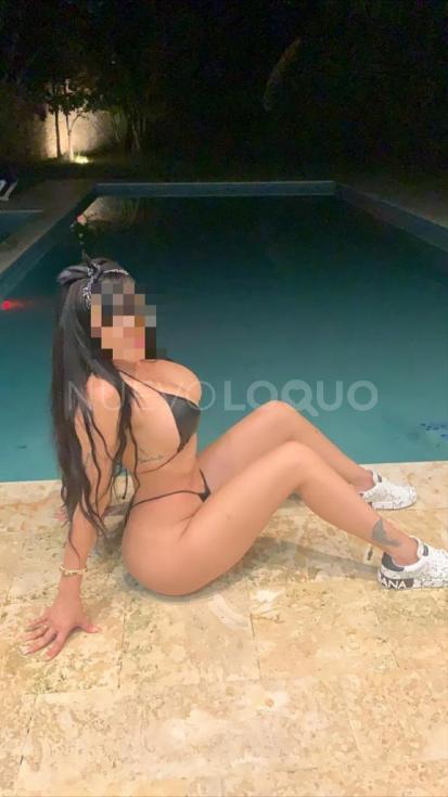  Hola mis amores, mi nombre es yoanna tengo  año de edad y vivo en Madrid-españa,