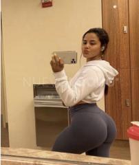Hola soy Massiel hermosa nalgona e  ahora en Barcelona !!
