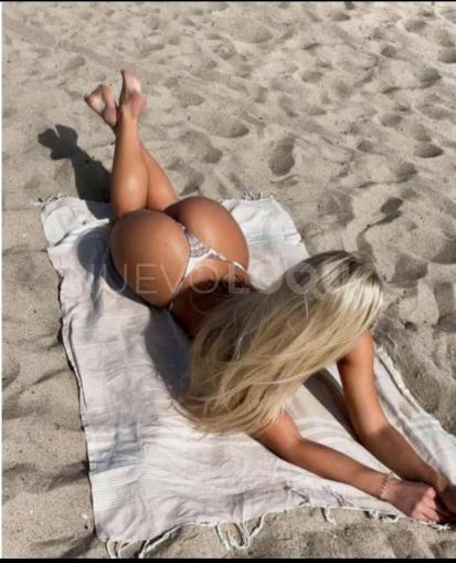  Sophia nueva en la isla soy muy implicada complaciente ️️️️️️️