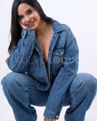 HERMOSA y AMOROSA! MODELO, EN EL CENTRO DE PALMA.