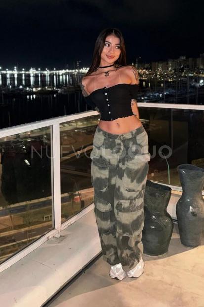 SENSUAL MODELO EN EL CENTRO DE PALMA