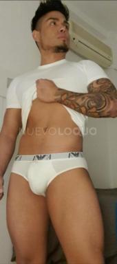 JOVEN MORENO CALIENTE NUEVO EN LA CIUDAD. MASTER!!