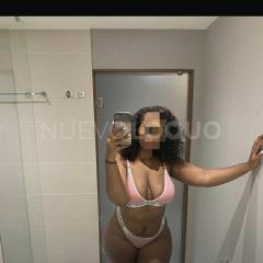 ESTRELLA MULATA CALIENTE ESTROVERTIDA