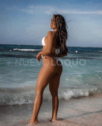  Latina, morena , , masajista de lujo