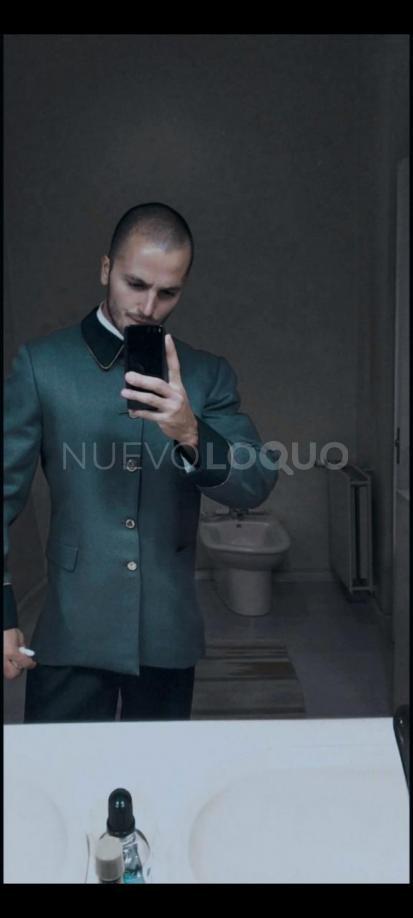  gigolow acompañante licenciado con total discreción
