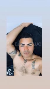 Soy alex latino  para complacer