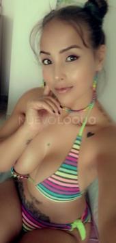Colombiana recién llegada a la zona con ganas de mucho   