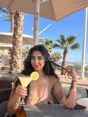 MEGAN SENSACION PLAYA DE PALMA !!!