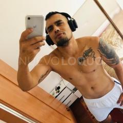  LATINO  DISPONIBLE