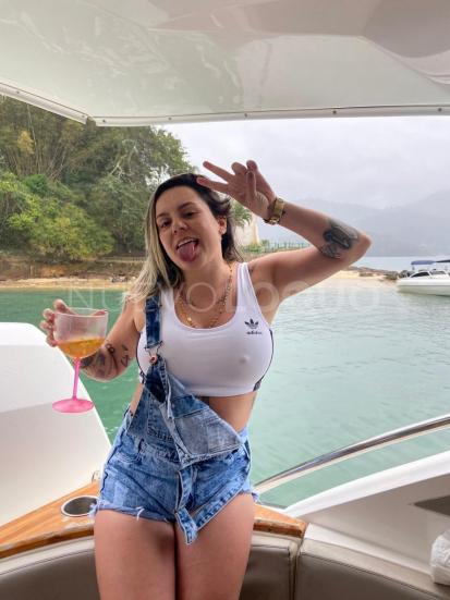  LARA TOP MODEL..ME GUSTA PASARLO BIEN