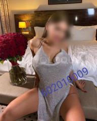 Aroa una linda y fogoza chica 