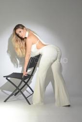 MELINA, Recién llegada, una auténtica bomba sensual.