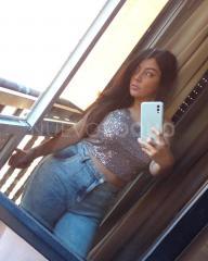 Colombiana    implicacion total tetas grandes