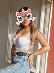 HOLA. SOY ADELA UNA RUBIA COMPLACIENTE Y APASIONADA .%NATURAL.UNA COMPANIA INIGUALABLE