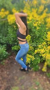 Naomi española  años masajista titulada