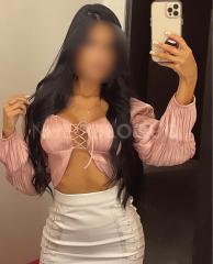 Novedad jovencita colombiana
