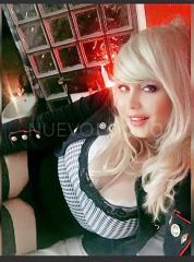 Travesti rubita enormes tetas 