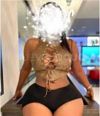 Maite tu masajista jovencita sexis y coqueta