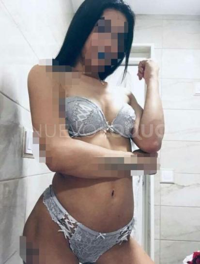  Joven latina
