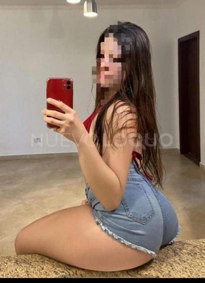  SOY TU MARTINA joven súper divertida nueva por la zona.