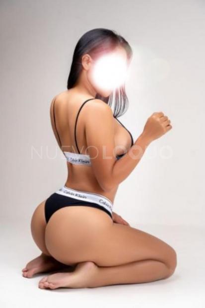  Sara jovencita ,guapísima,, atocha Renfe Pacífico, Vallecas,