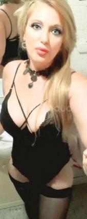 Cristina grabame mentres 