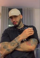 Hola AQUÍ tú macho tatuado.. total discreción