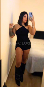 DISPUESTA A SER COMPLACIENTE TOP