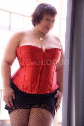curvy pechugona