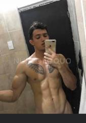Rico y machote latino   