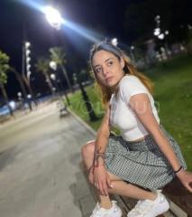 Una latina rubia novata exclusiva para ti