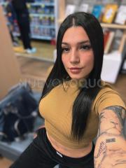 GUAPISIMA CHICA FITNESS